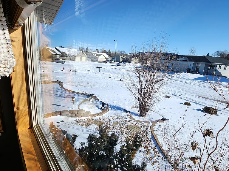 2023 Farmdale Ln — Photo 3