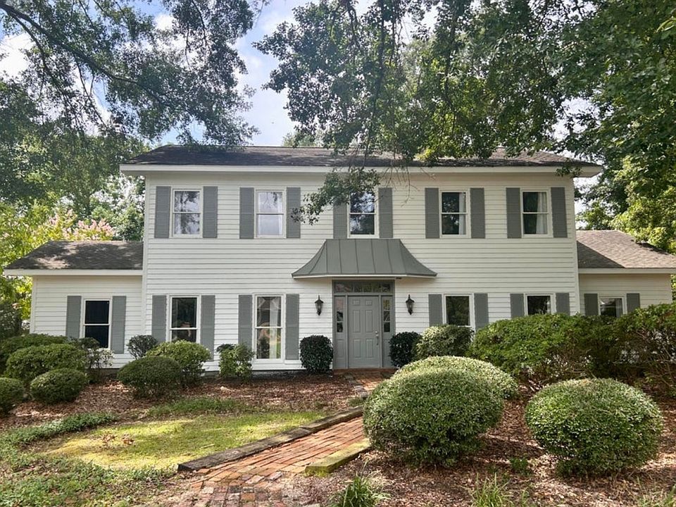 1st image of 211 Greenwood Pl