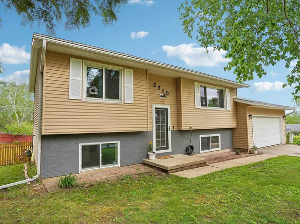 2710 Golden Gate Way, Madison, WI 53713