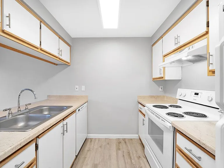 Modern Comfort Meets East Portland Charm — Photo 10