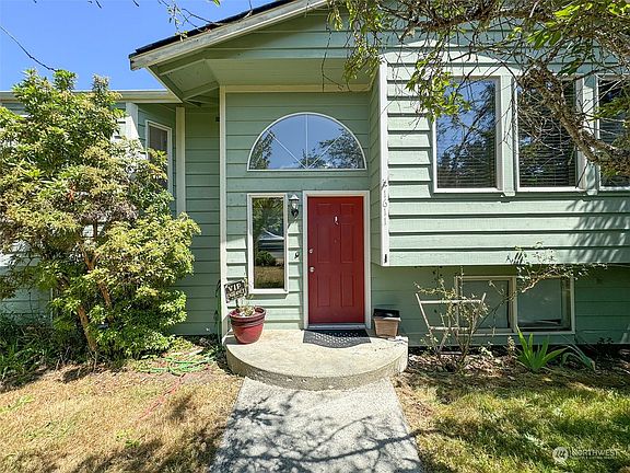 3rd image of 1611 W 15th Street