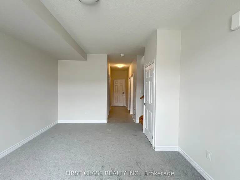 33 Mumbai Dr — Photo 4