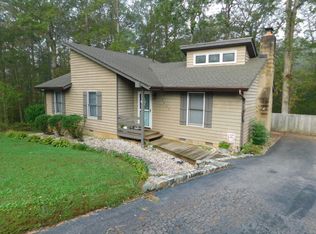 3020 Sand Hills Dr, Chester, VA 23831