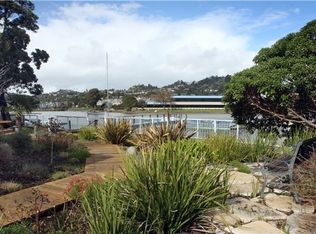 226 Riviera Cir, Larkspur, CA 94939