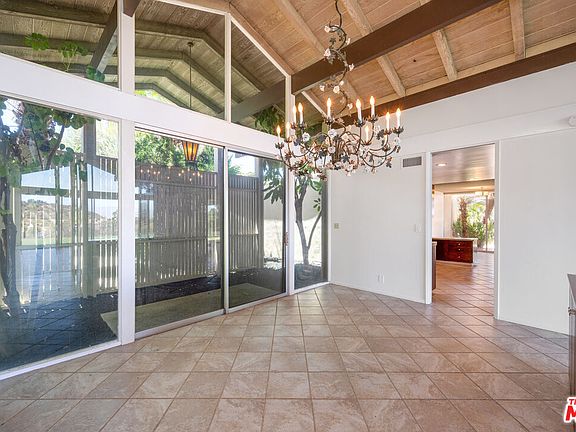 3rd image of 3056 Corda Dr