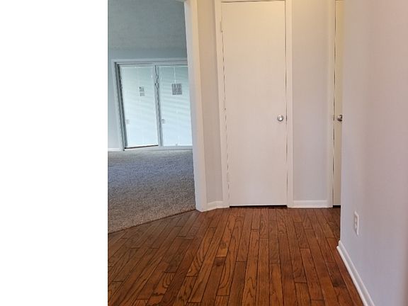 4th image of 7208 Bailey Ct