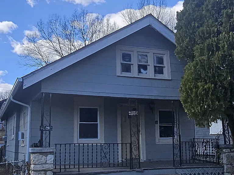 4028 Indiana Ave — Photo 1