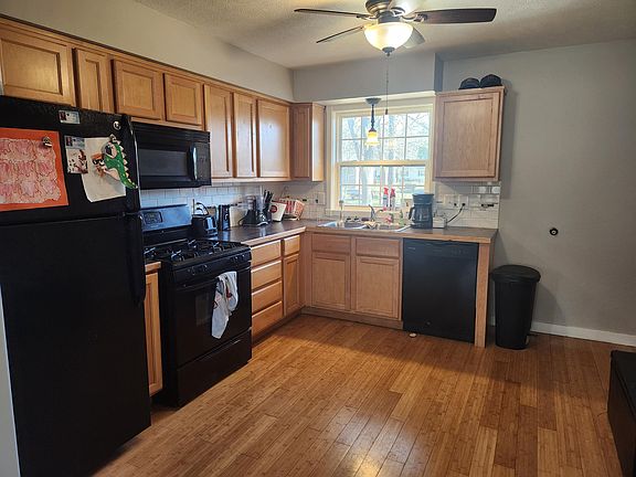 3rd image of 2509 Wesley Ave