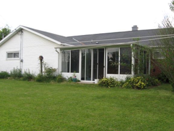 2nd image of 1993 Willowood Dr S