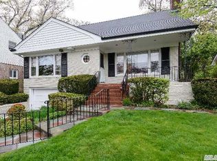 18437 Hovendon Rd, Jamaica, NY 11432