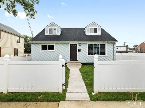 200 Amherst, Hempstead, NY 11550