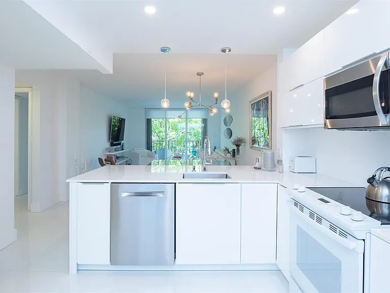 3581 S Ocean Blvd #2B — Photo 13