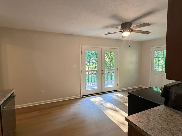 166 Kimberly Ct — Photo 11