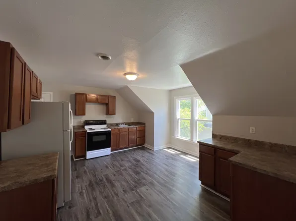 6035 24th Ave, Kenosha, WI 53143