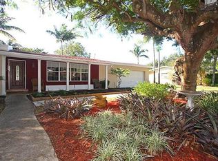 8360 SW 157th St, Palmetto Bay, FL 33157