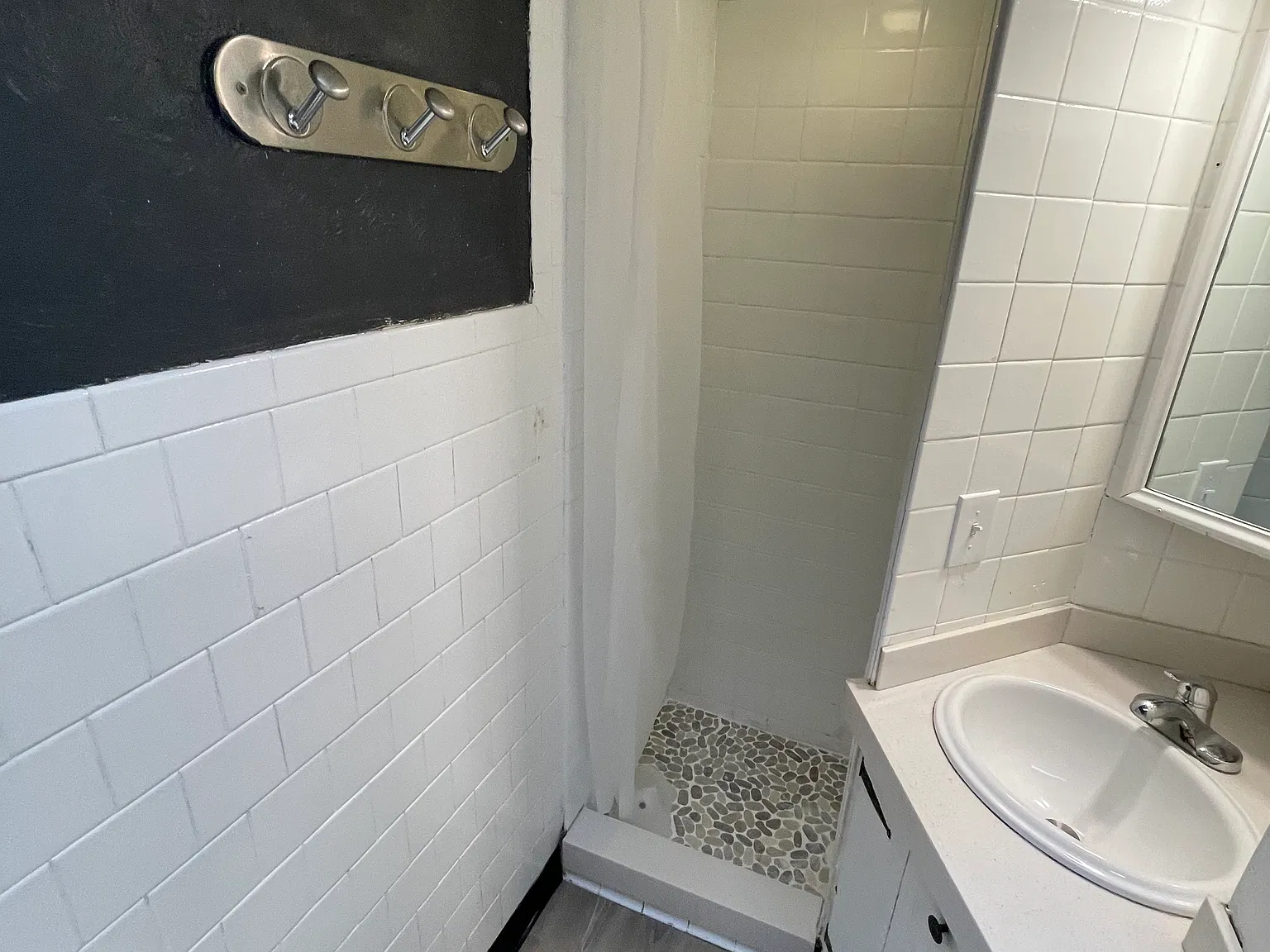 2 bed, 1000 sqft, $1,200 — Photo 4