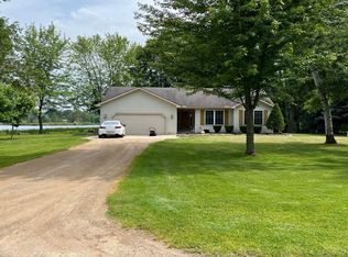 1180 Percha St, Clare, MI 48617