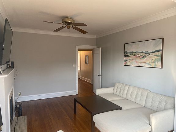 3rd image of 714 W Wellington Ave APT 3