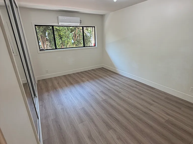 1609 Veteran Ave #3 — Photo 18