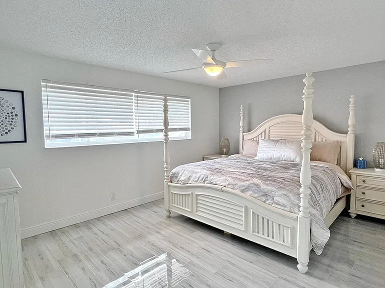218 Old Meadow Way — Photo 21