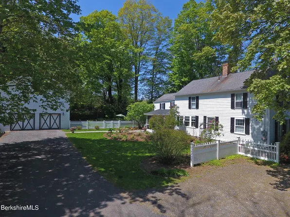 4 Stockbridge Rd, West Stockbridge, MA 01266