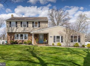 425 Birch Dr, Mickleton, NJ 08056