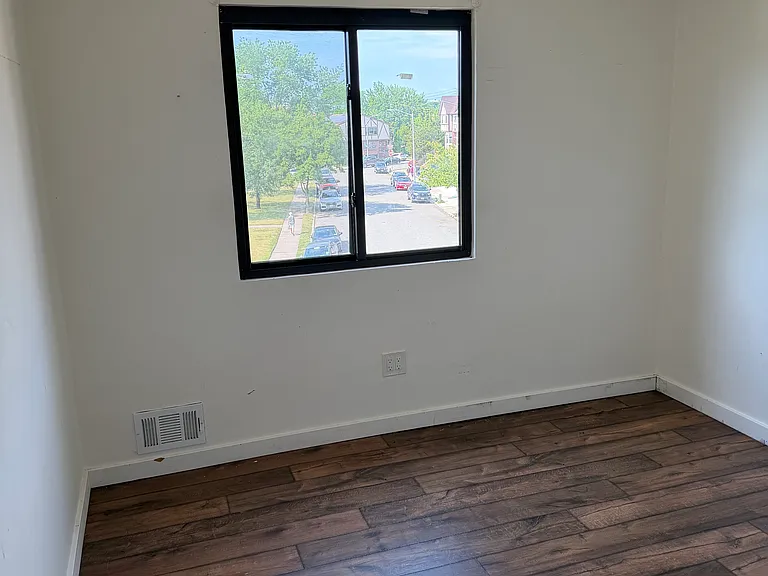 37 Richard Ln #3 — Photo 1