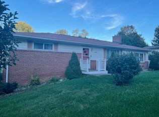 3286 Collins Ferry Rd, Morgantown, WV 26505
