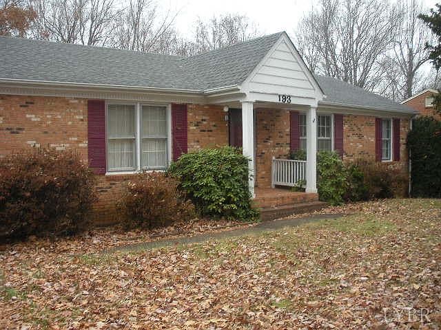 1st image of 193 Lake Forest Dr