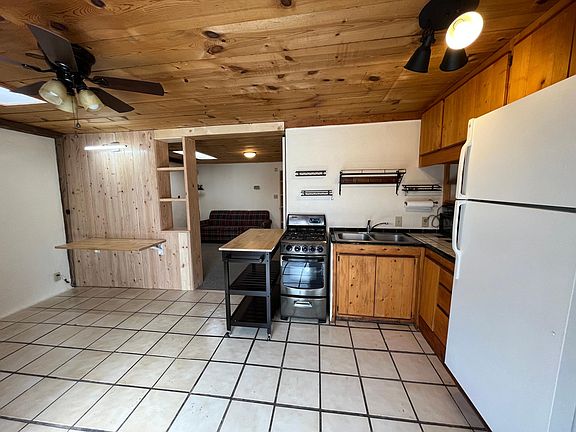 3rd image of 507 Camino De La Placita #A