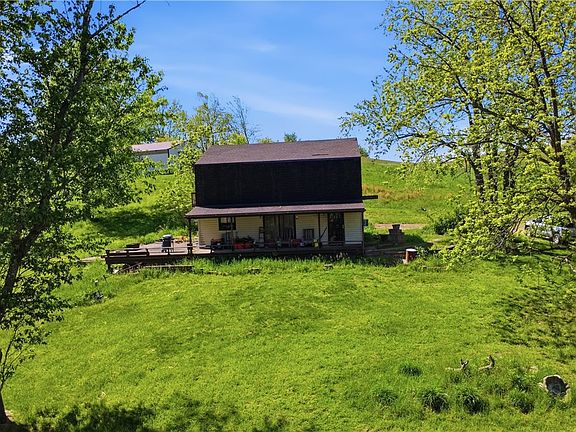 3rd image of 776 Fraction Rd