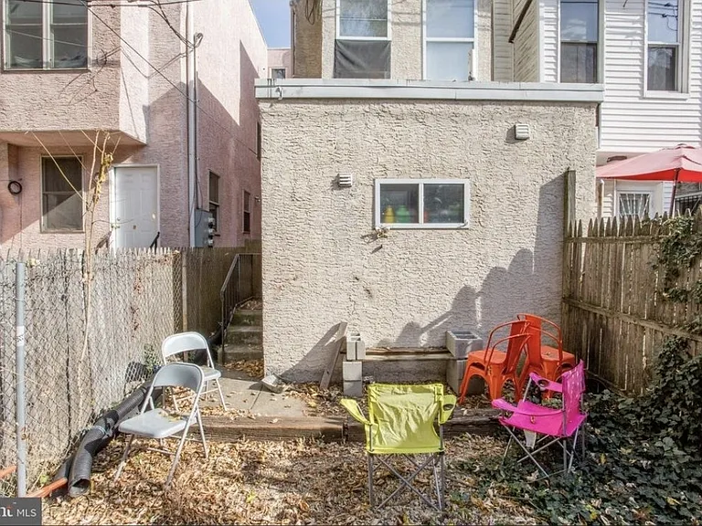 1814 N Bouvier St — Photo 19