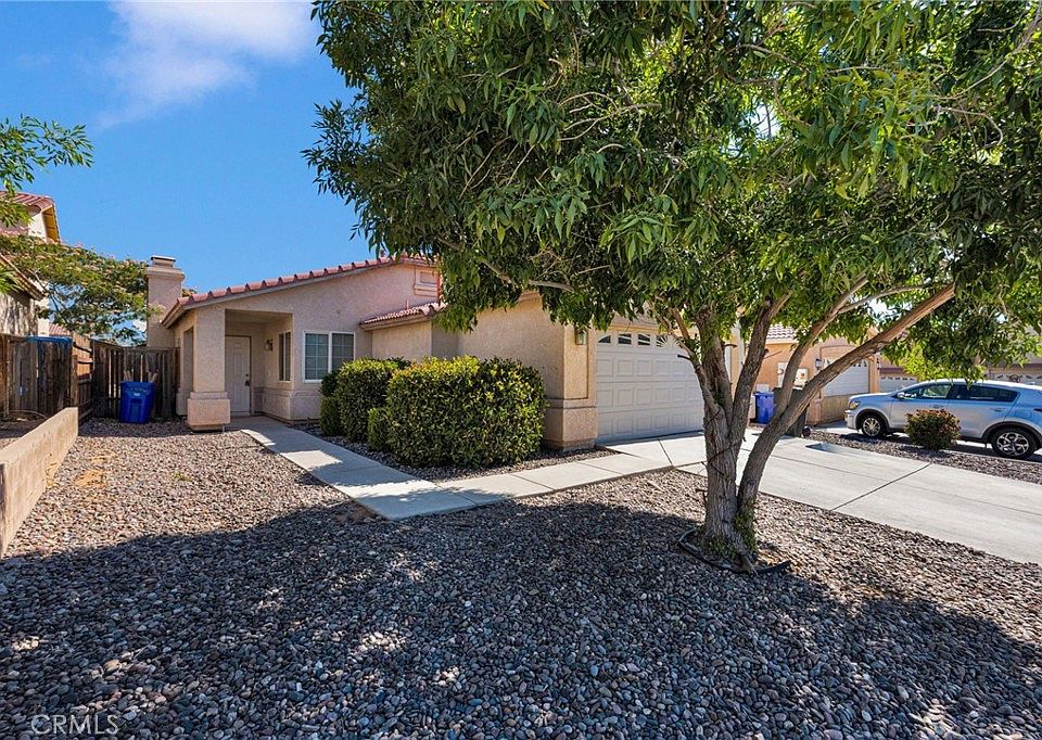 1st image of 16998 Lido Cir