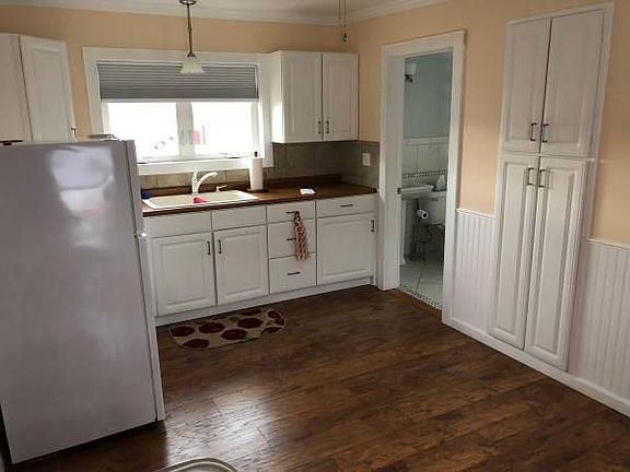 4th image of 360 North St