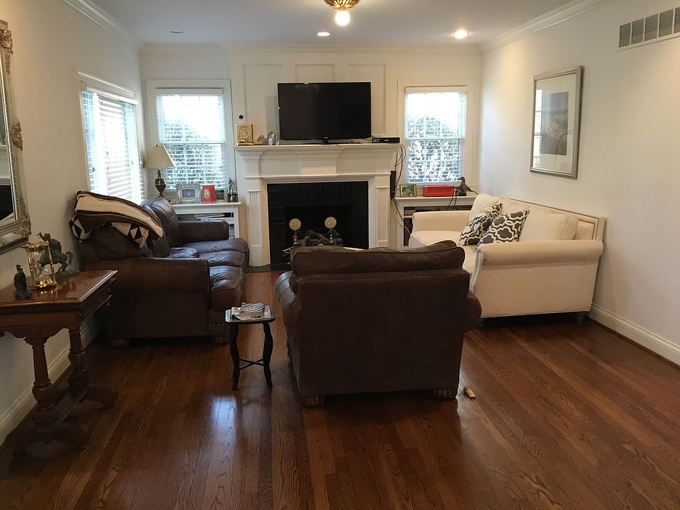 1st image of 1058 Cooper Dr
