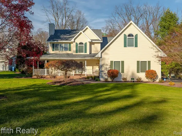 416 Madison St, Howell, MI 48843