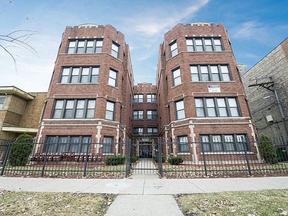 2nd image of 7914 S Hermitage Ave #2192486