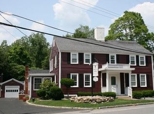 28 Main St, Plaistow, NH 03865