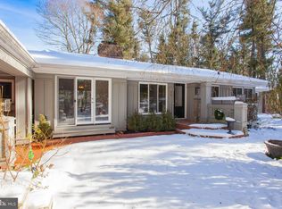 220 Foxcatcher Ln, Media, PA 19063