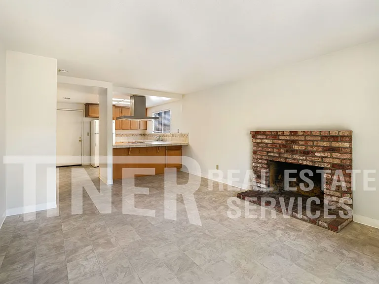 3000 Nikol St — Photo 12