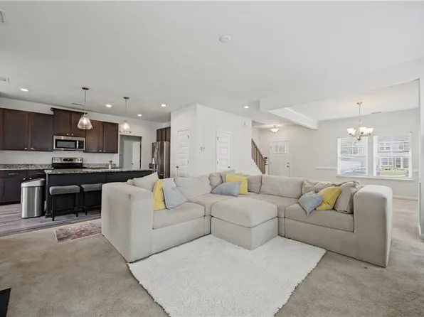 106 Sea Hero Ct, Suffolk, VA 23435