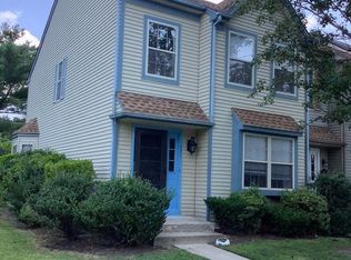 221 Carlton Ct, Thorofare, NJ 08086