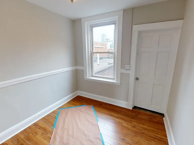 220 Hanover St #23 — Photo 35