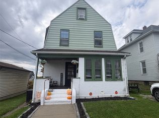 15 1st St, Johnson City, NY 13790