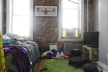 Rented by Rennit Inc.