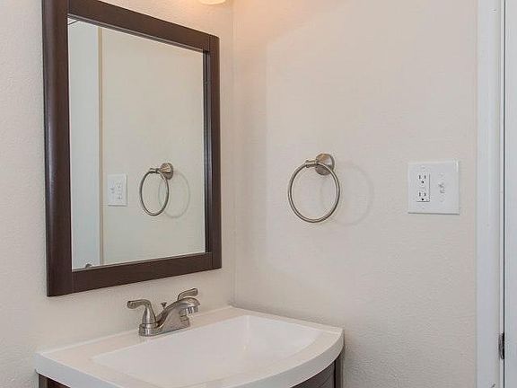 5th image of 263 N Grant St APT 302