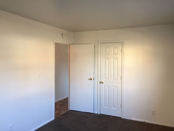 4th image of 6007 Sunwood Dr