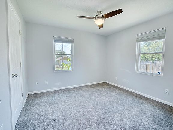 5th image of 207 S Delaware St