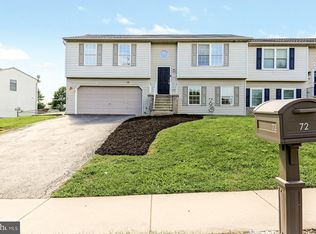 72 Greenfield St, Manchester, PA 17345