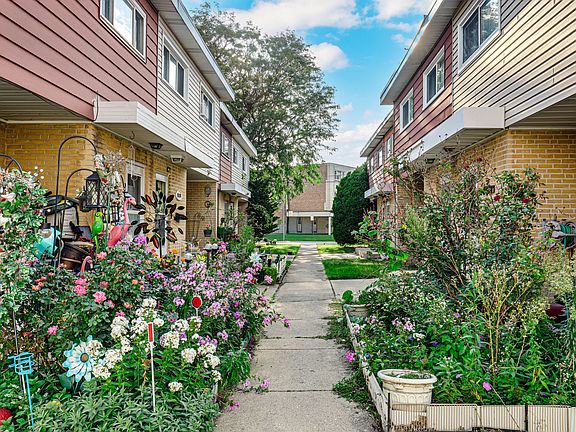 5th image of 9123 N Lamon Ave #D